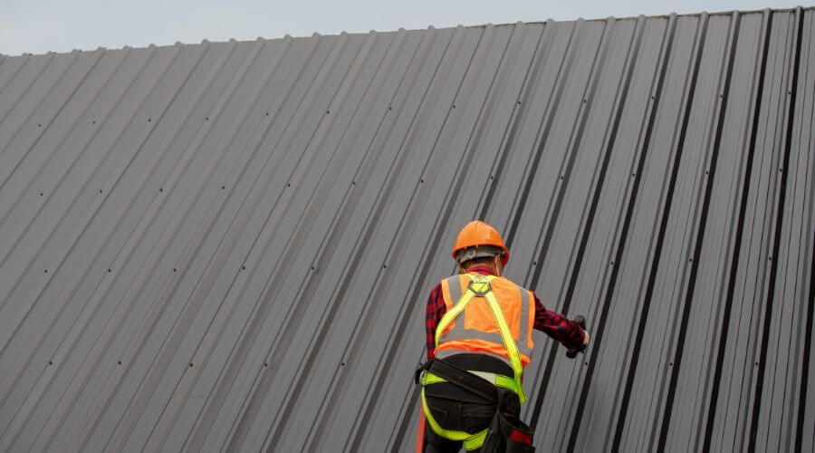 Professional metal roof installation services in Lindsay, CA